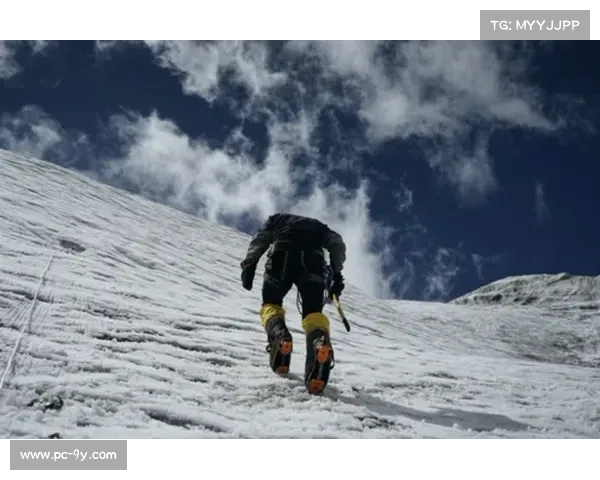 无氧攀登者何静刷新8000米高峰纪录创造历史挑战极限勇攀高峰 无氧攀登者何静刷新8000米高峰纪录创造历史挑战极限勇攀高峰